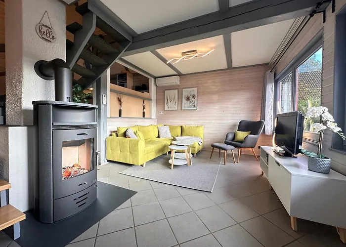 Vakantiehuis Pur Mit Seeblick & Sauna - Helly Von Mein-seepark