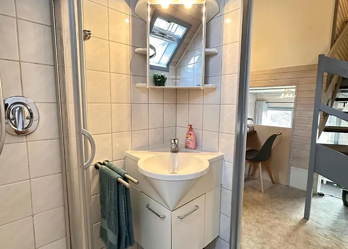 Vakantiehuis Pur Mit Seeblick & Sauna - Helly Von Mein-seepark *