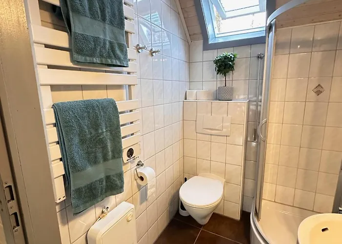 Vakantiehuis Pur Mit Seeblick & Sauna - Helly Von Mein-seepark