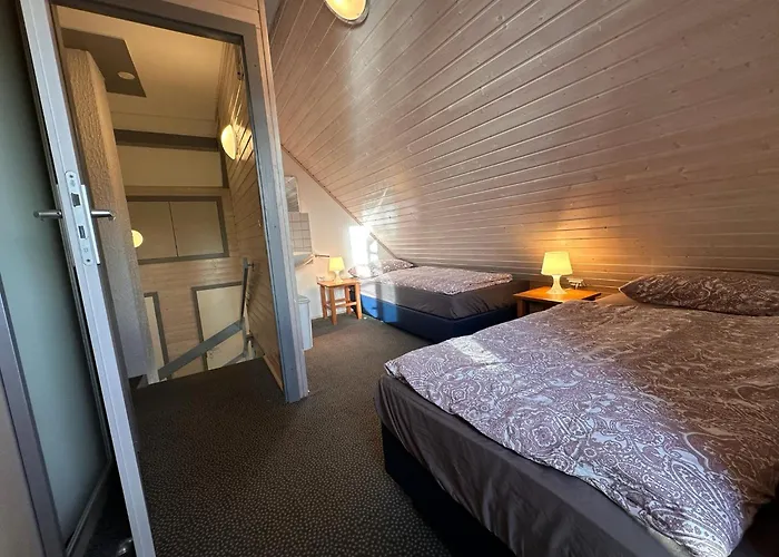 Vakantiehuis Pur Mit Seeblick & Sauna - Helly Von Mein-seepark