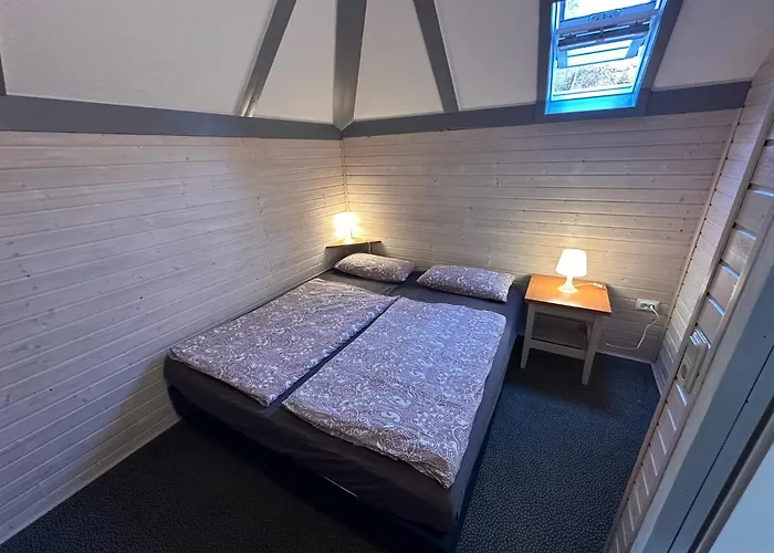 Vakantiehuis Pur Mit Seeblick & Sauna - Helly Von Mein-seepark *